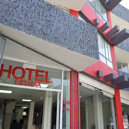 Hotel Estadia Λεόν Εξωτερικό φωτογραφία